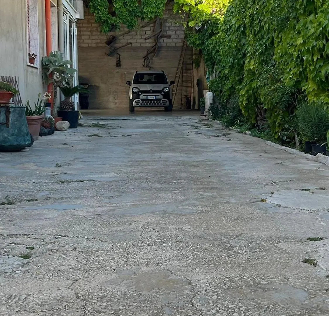 希克利 Casa Genisi酒店